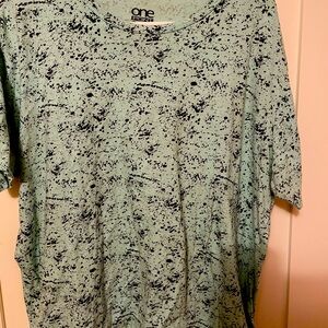 One point one ink splatter shirt